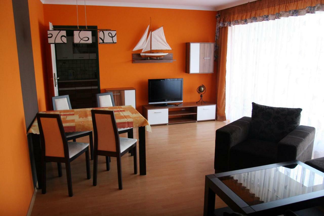 Apartament Kapitanski Kolobrzeg Ngoại thất bức ảnh