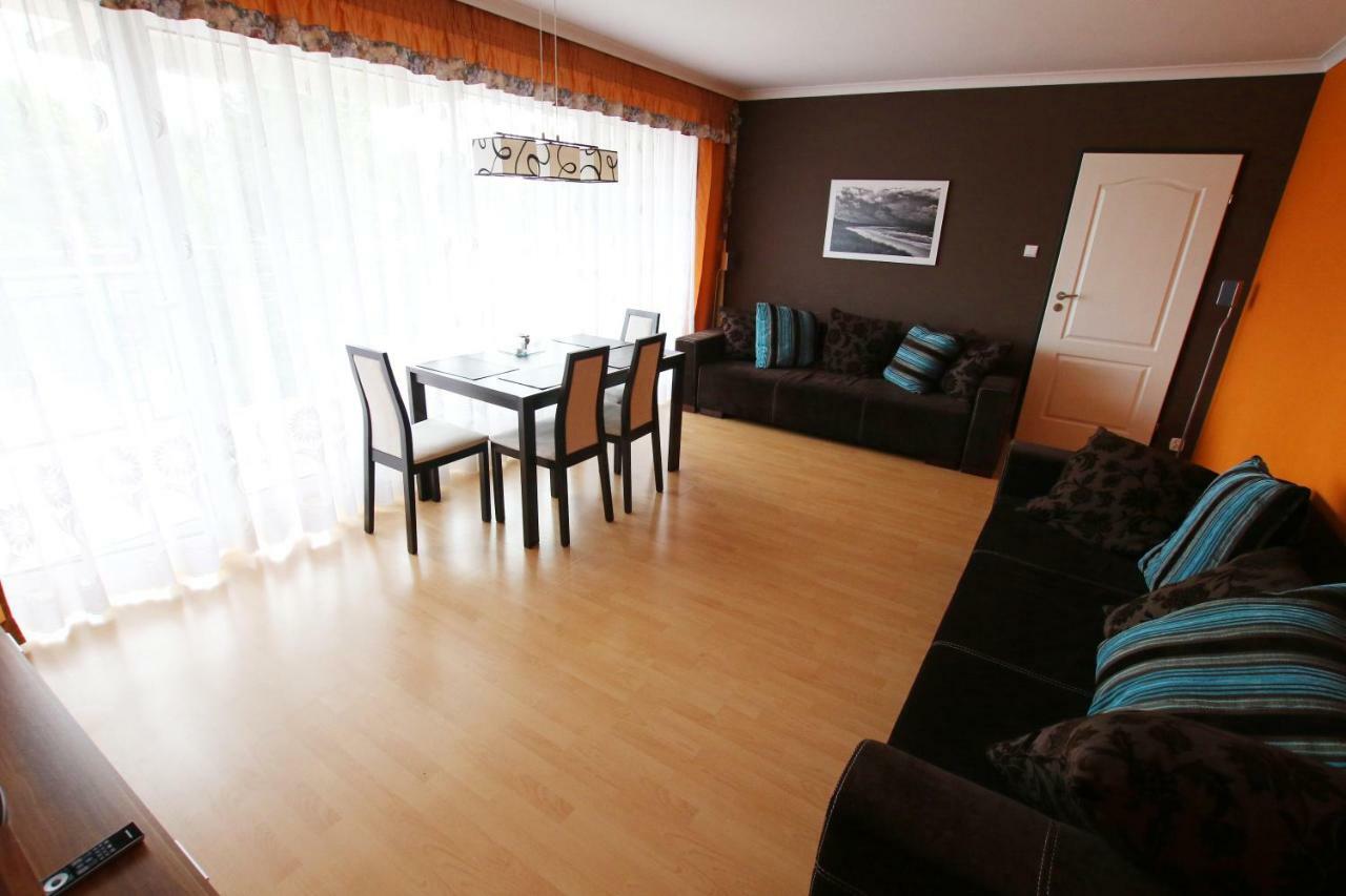 Apartament Kapitanski Kolobrzeg Ngoại thất bức ảnh